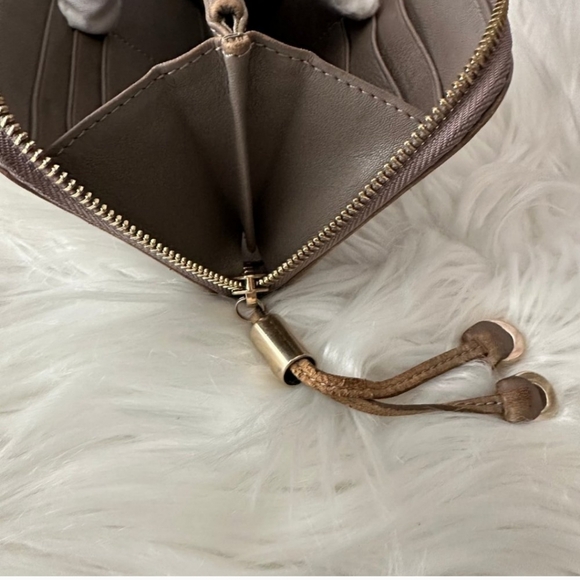 Jimmy Choo Filipa Star Studded Wallet - Picture 9 of 13
